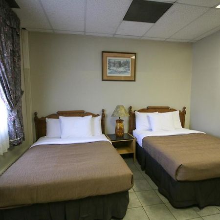 Bighorn Inn & Suites Canmore Exterior foto